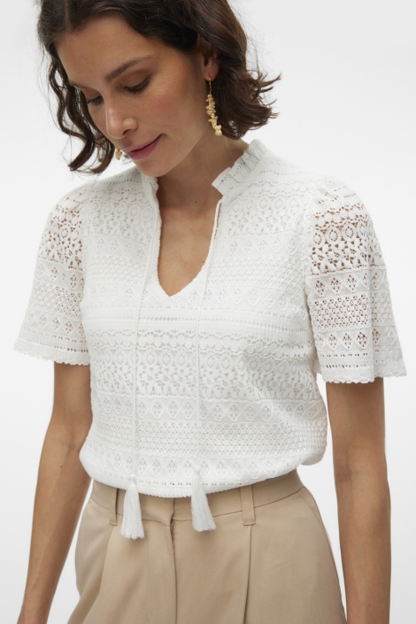 Vero Moda vmhoney lace s/s tassel top wvn ga